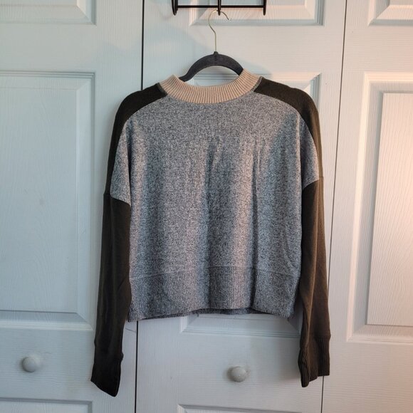 NWT THEO & SPENCE Women's Color Block Sweater in Grey/Loden/Putty Size M - Picture 1 of 7